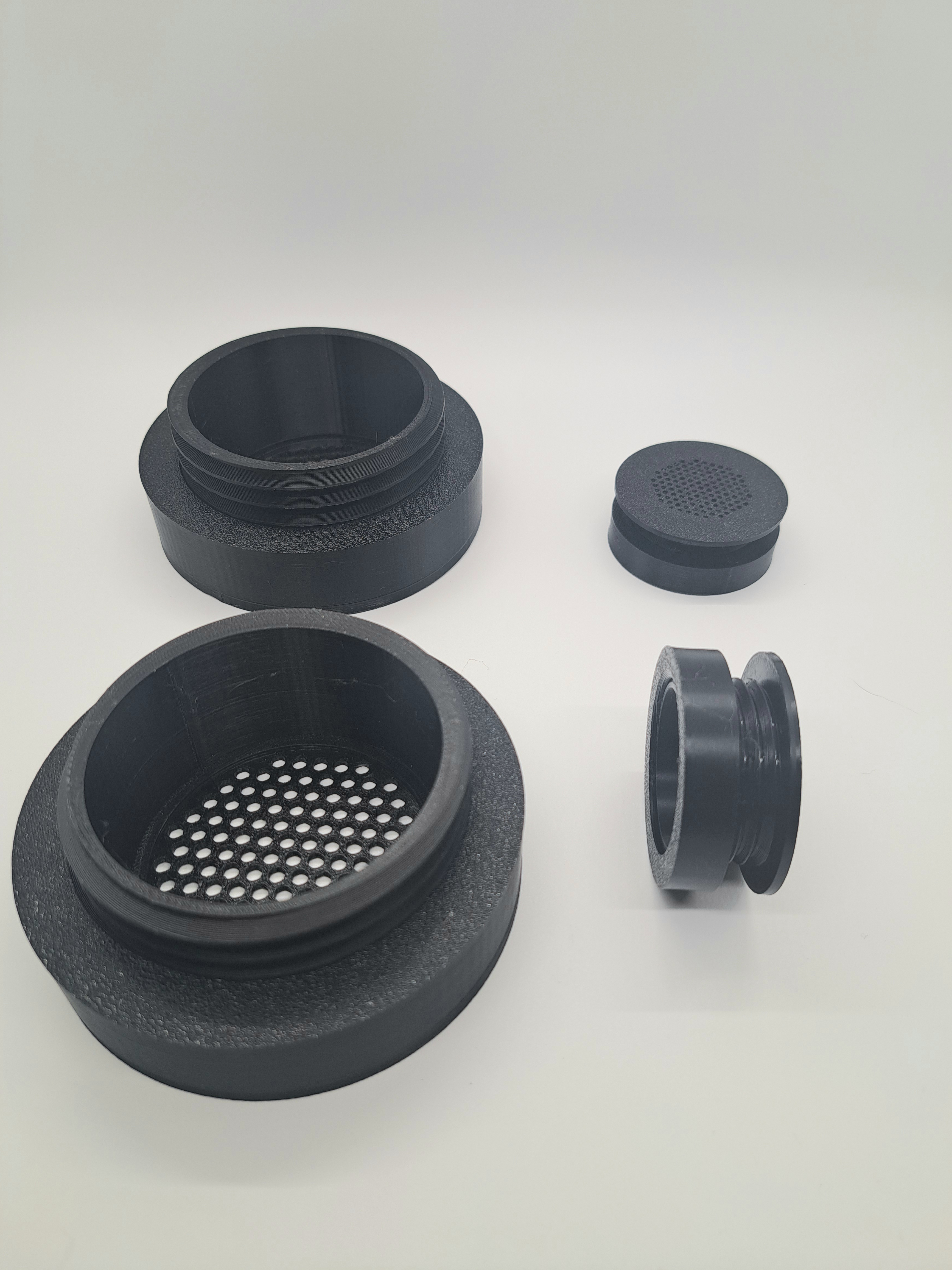 Vent inserts for isopod and feeder containers